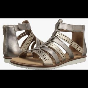 KELE LOTUS GLADIATOR SANDAL by Clarks